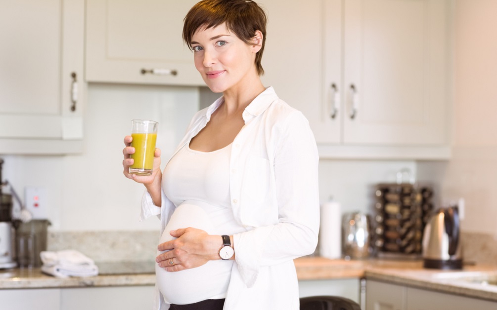 Vitamina C în sarcină: roluri, indicații și efecte adverse
