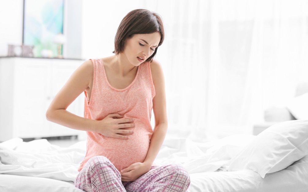 Durerile abdominale în sarcină - de ce apar și când trebuie să mergi la medic