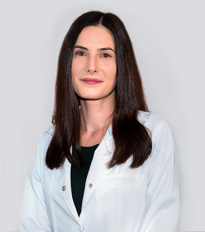 medic-sandra-raduteanu