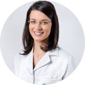 Dr. Laura Mustață